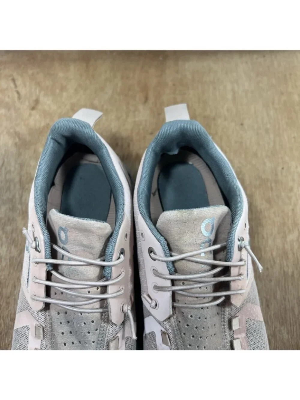 On Cloud Women Size 6 Pink Road Running Shoes  Athletic Gym Training